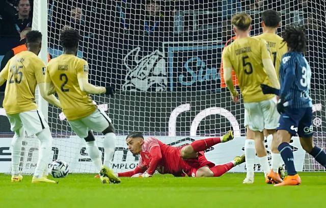 法甲外援绝杀意乙德比直击对方大门